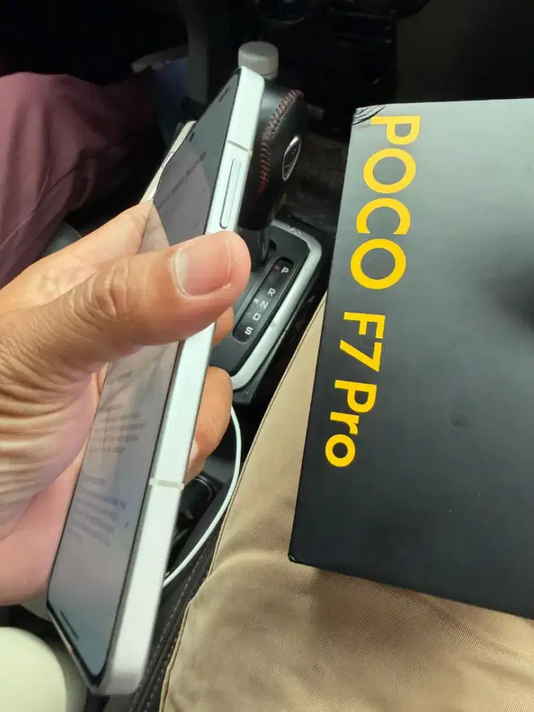 Xiaomi Poco F7 Pro 12/512Gb resmi 5G like new msih grnai pjng bs TT
