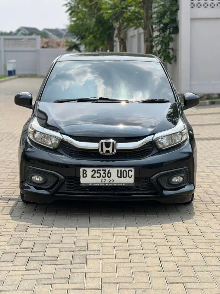 Brio E AT 2019 Hitam