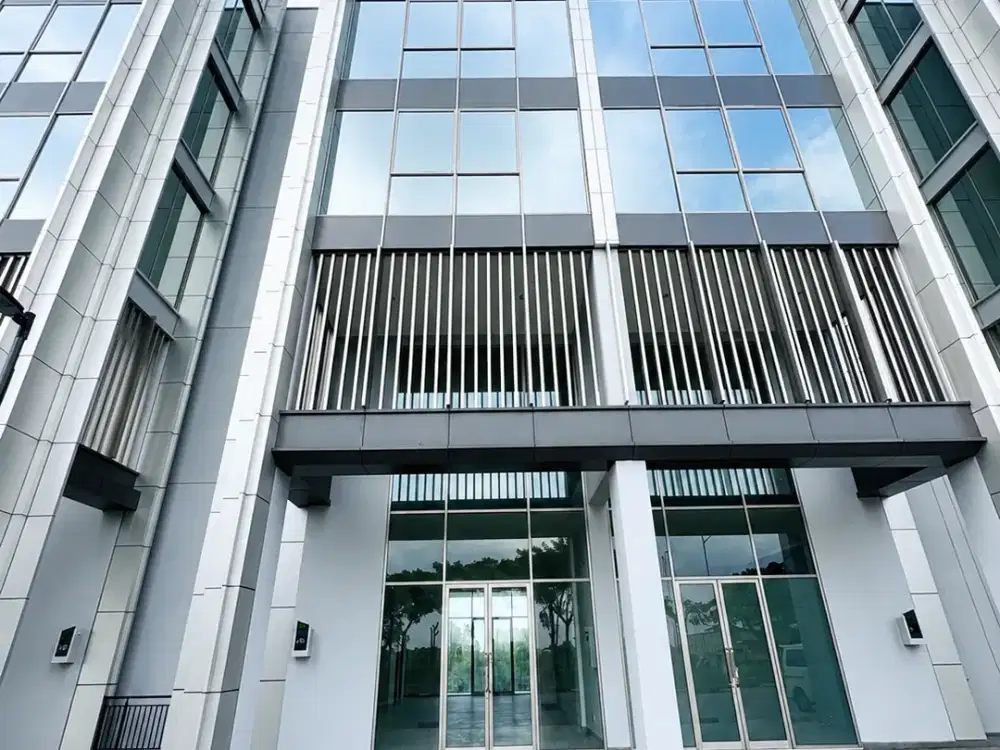 Ruko 6LT Soho Marina Bay PIK2 8x21 16m2 Ada Lift Hadap Jalan Raya