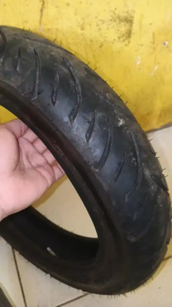 Ban motor tubles IRC ukuran 100/90 ring 14