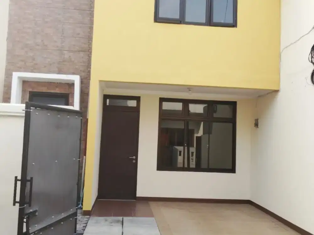 Disewakan Rumah Kayu Putih Jakarta Timur