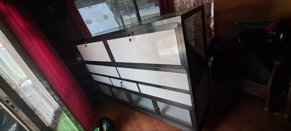 DIJUAL CEPAT ETALASE HP