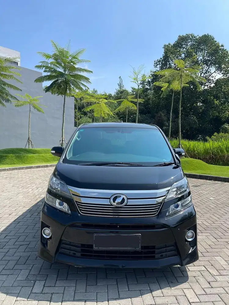 TOYOTA VELLFIRE Z 2.4 AT 2012 ISTIMEWA