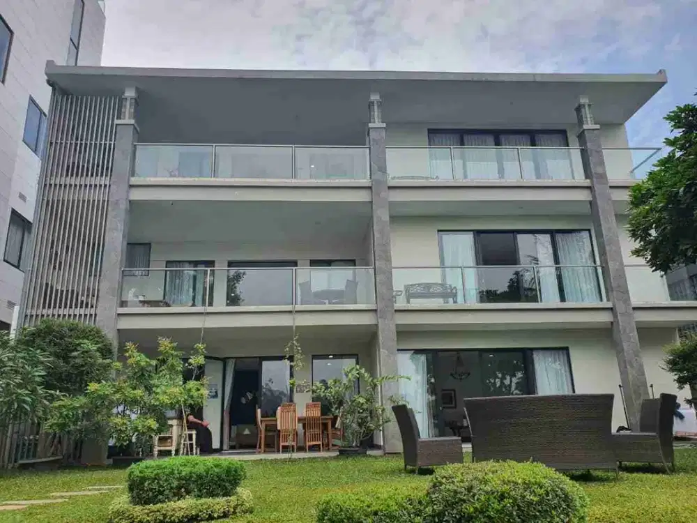 LELANG RUMAH MEWAH RESOR DAGO PAKAR ADA KOLAM RENANG HARGA SUPER MURAH