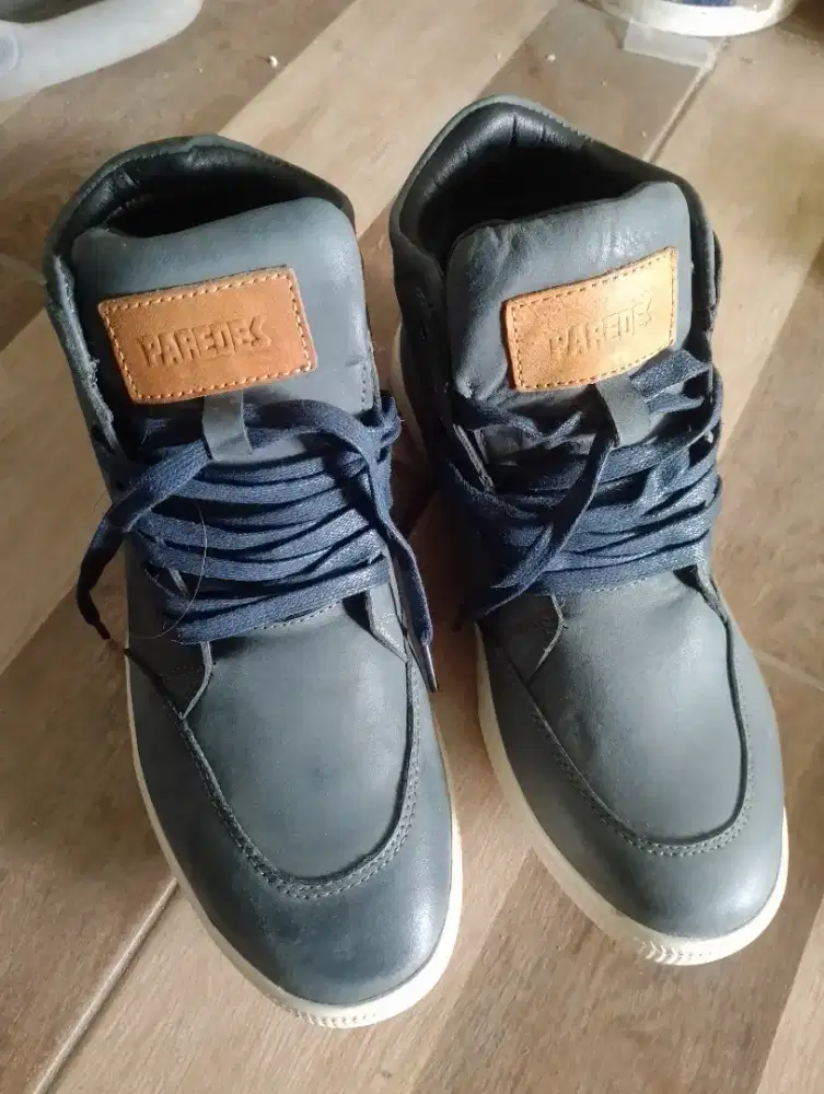 Jual sepatu Parades new