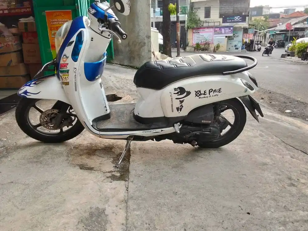 Scoopy fi 2017 atas nama sendiri