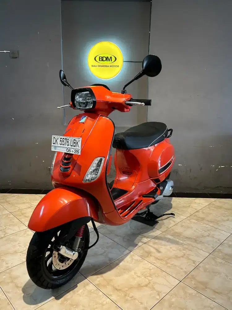 DP 500K / BUNGA MENURUN 2% / PIAGGIO VESPA S IGET 125 TAHUN 2023