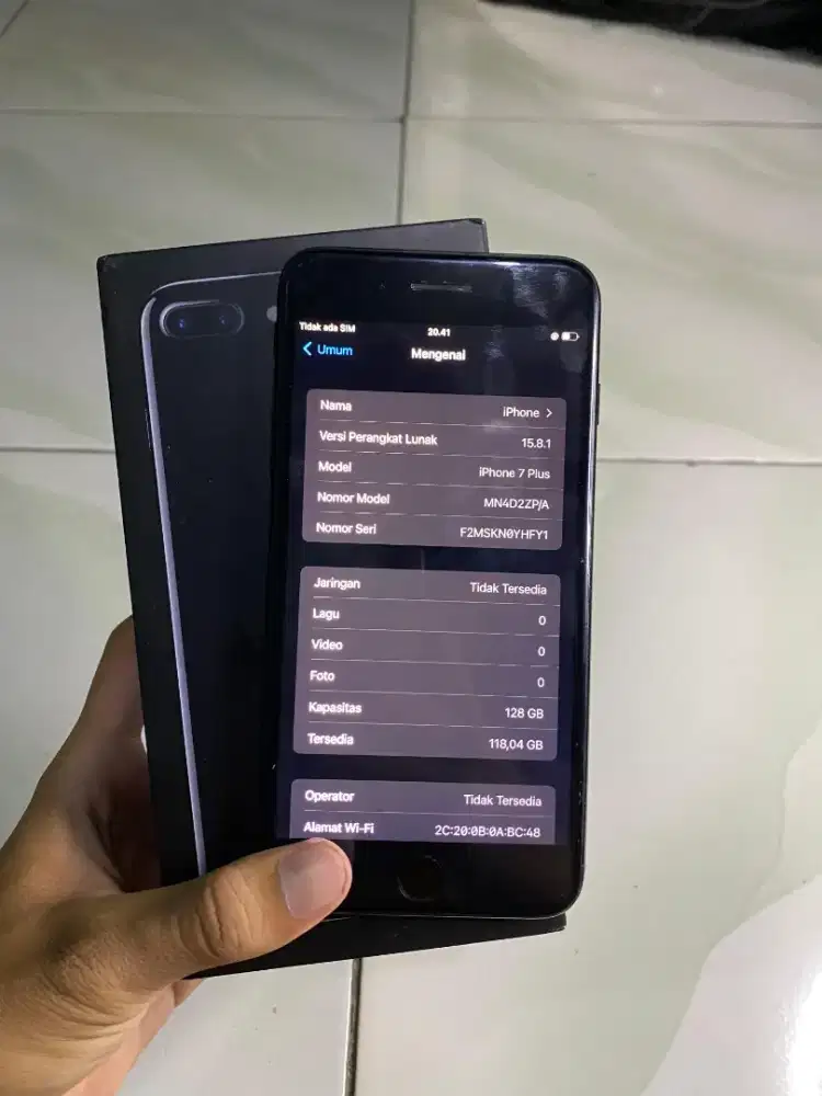 iphone 7plus 128gb jet black warna langka all operator