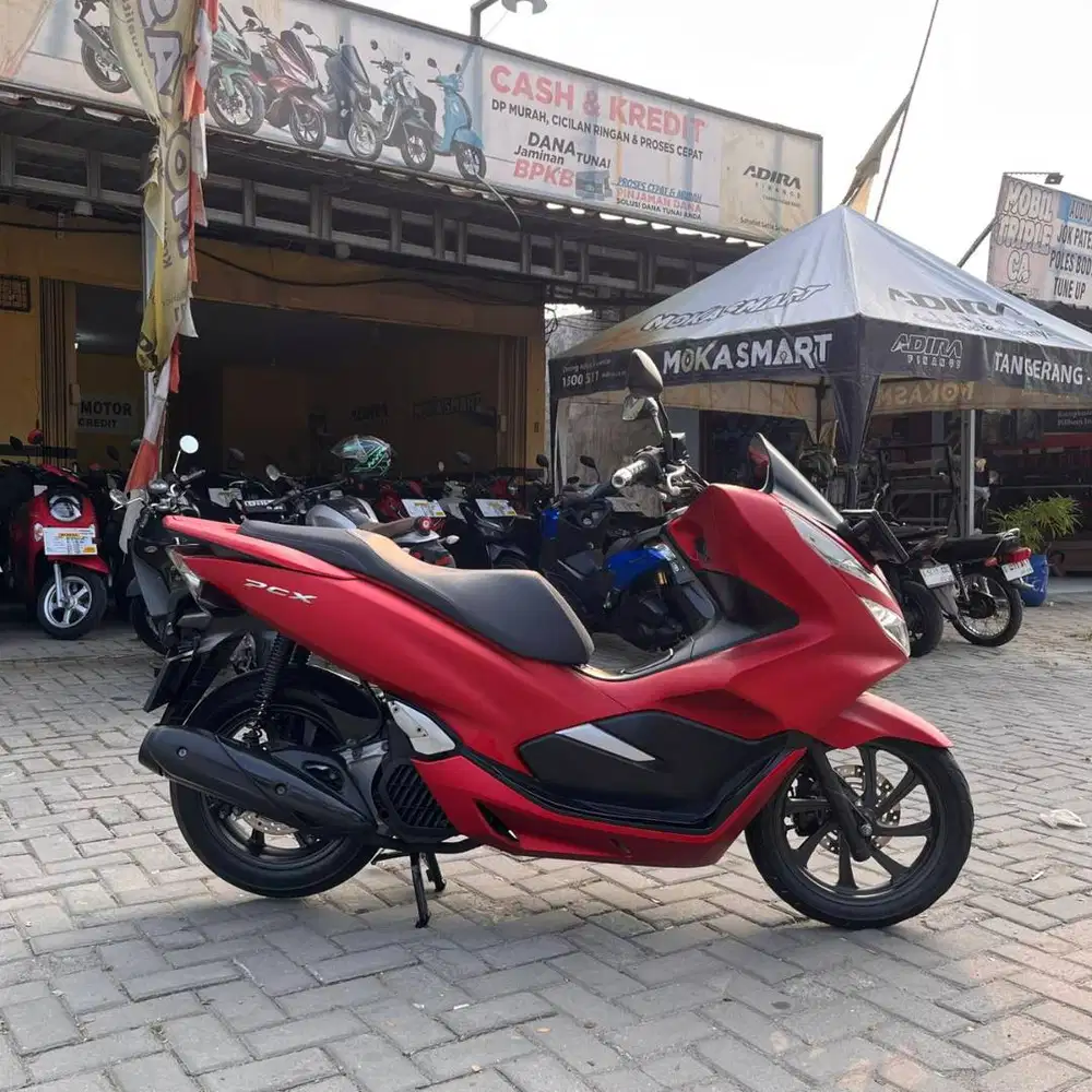 HONDA PCX 150 CBS 2018 LIKE NEW