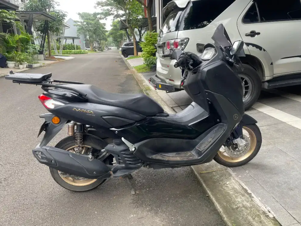 Dijual cepat NMAX 2020 HITAM NON-Keyless