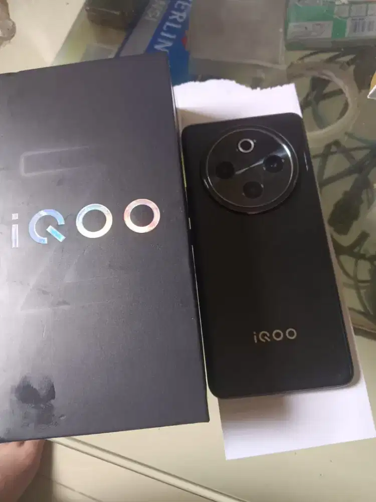 iqoo Z10 12/512