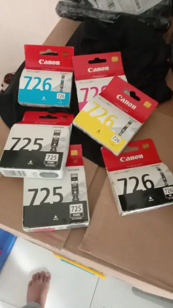Beli tinta canon 726. 725