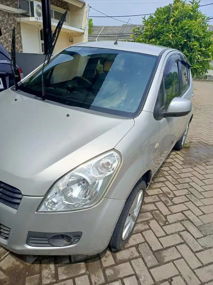Suzuki Splash 2011 Bensin