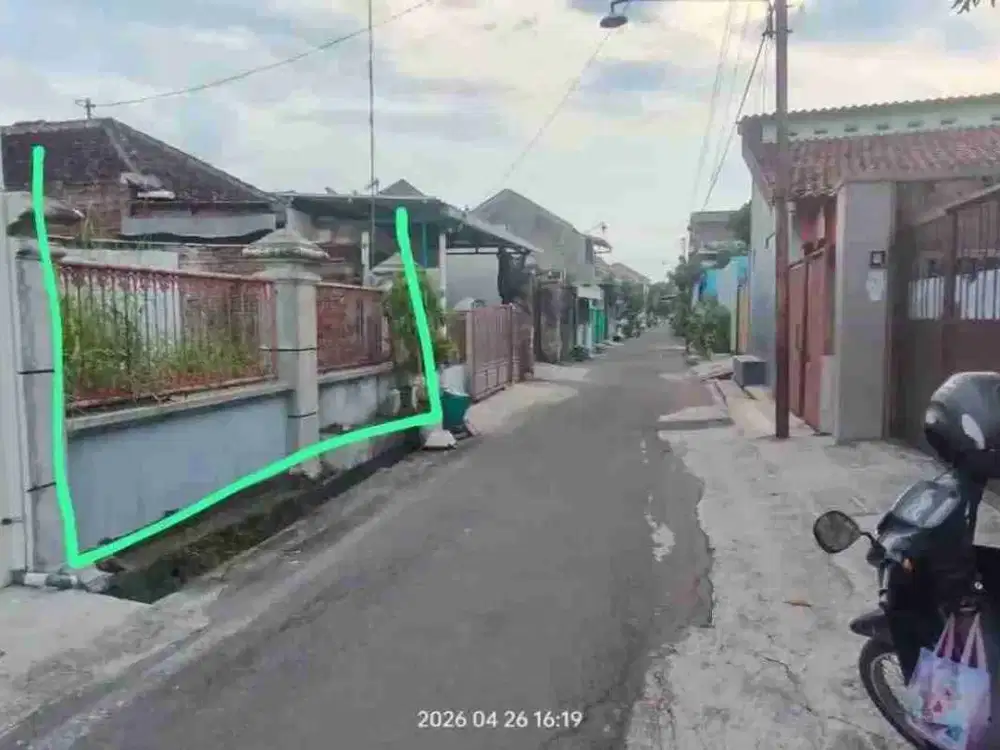 Dijual pekarangan 187m dikadipiro Surakarta
