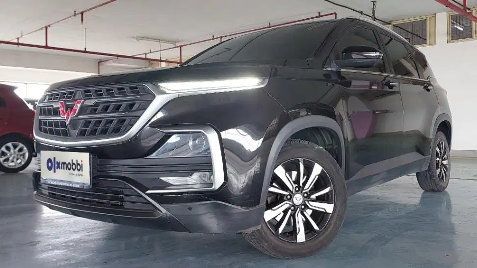 TDP 8,JT, Wuling Almaz 1.5 Exclusive 7-Seater Bensin-AT Hitam 2020