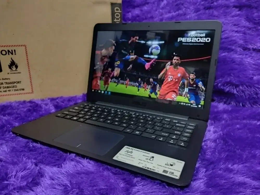 Laptop Asus mulus model slim