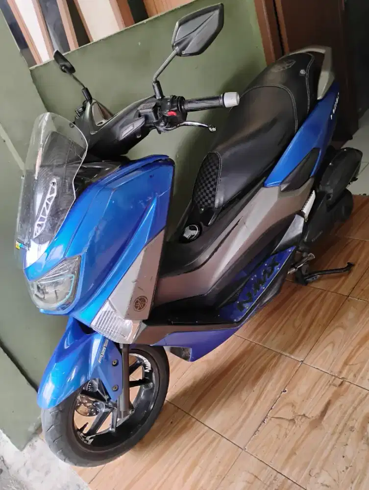 Yamaha nmax old 2018 biru