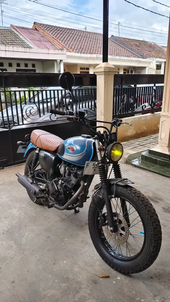 Kawasaki W 175 SE 2019#