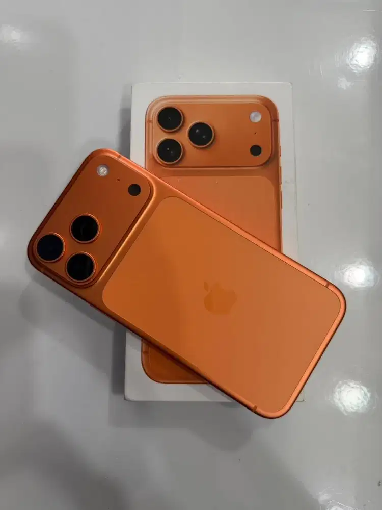 Seken iPhone 17 Pro Max 256GB Garansi Resmi sd November 2026