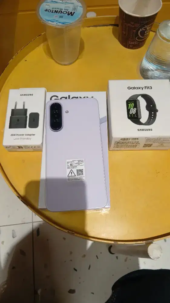 Samsung A37 5G new free adaptor