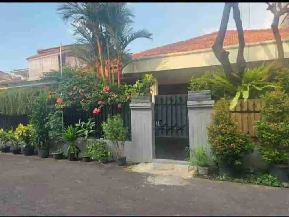 Dijual Murah Rumah Akses 2Mobil Carport 2Mobil