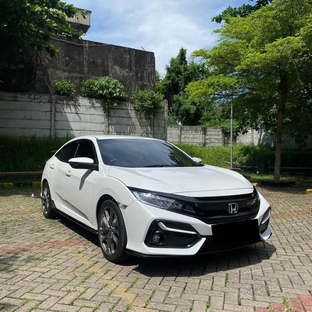 2020 Honda Civic RS 1.5 Turbo AT Hatchback