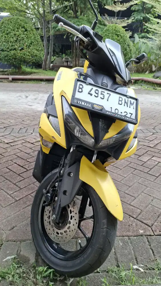 Yamaha Aerox Kuning