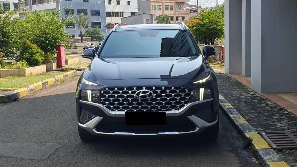 Low Km.32rb Hyundai Santa Fe Signature 2.5 Bensin pano  AT Biru 2022