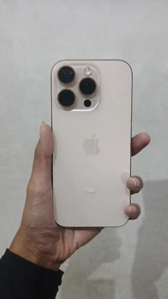 Iphone 16 pro 128gb like new free 2x cicilan