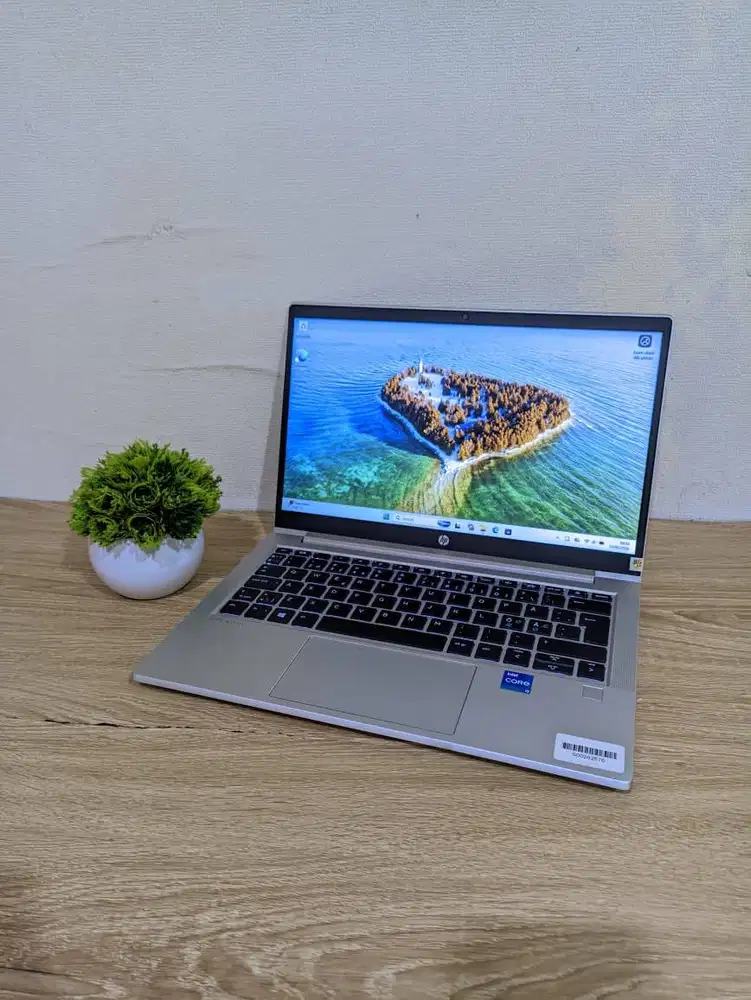 HP Probook 430 G8 | Core i5-1135G7 | RAM 8GB | SSD 256GB | Slim