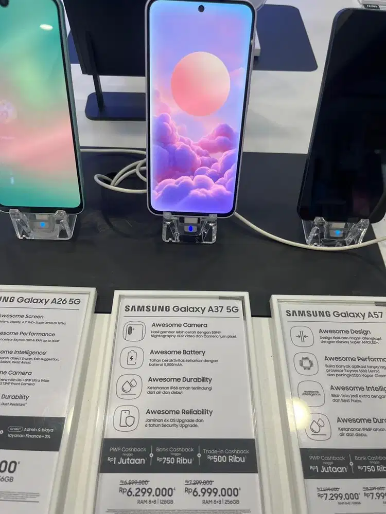 Samsung A37 8+8/128Gb