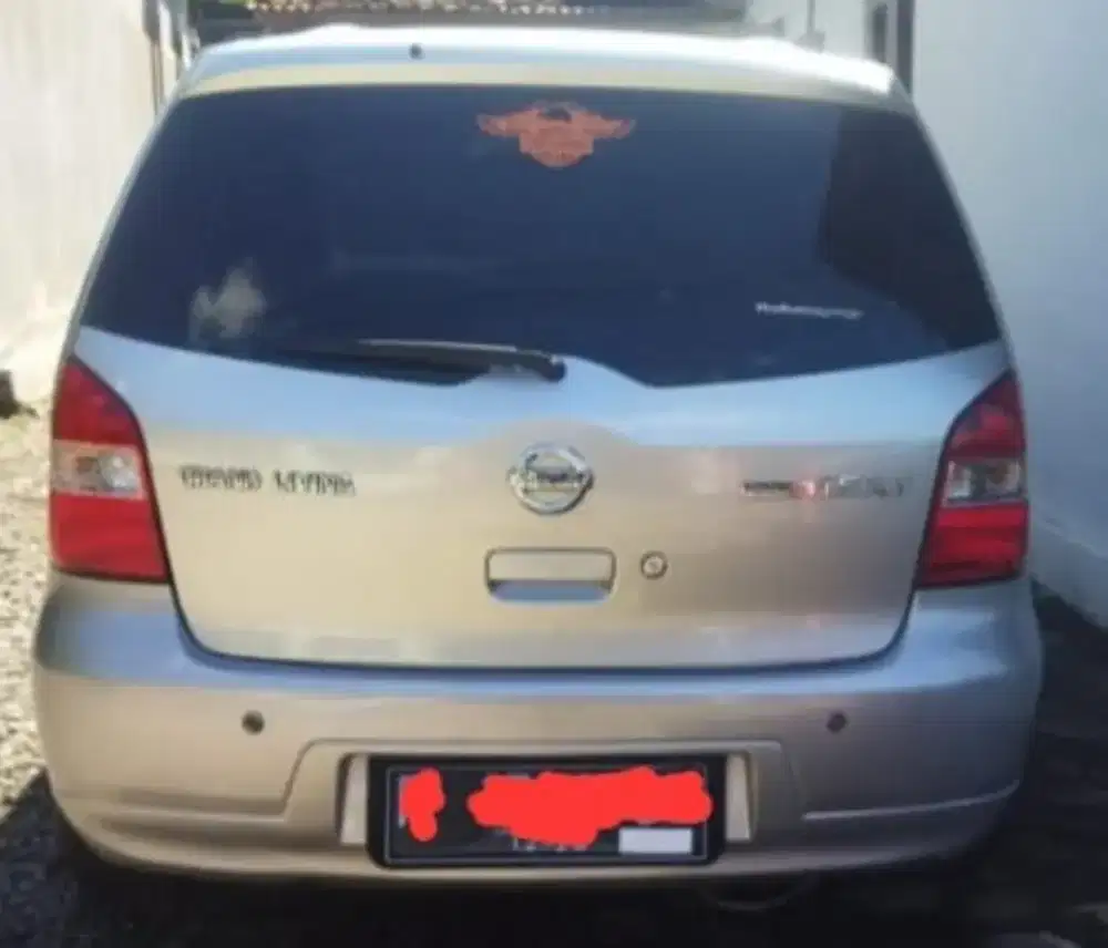 grand livina 2011