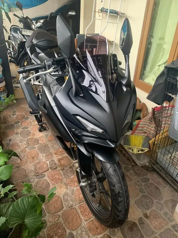 CBR 150r th 2021