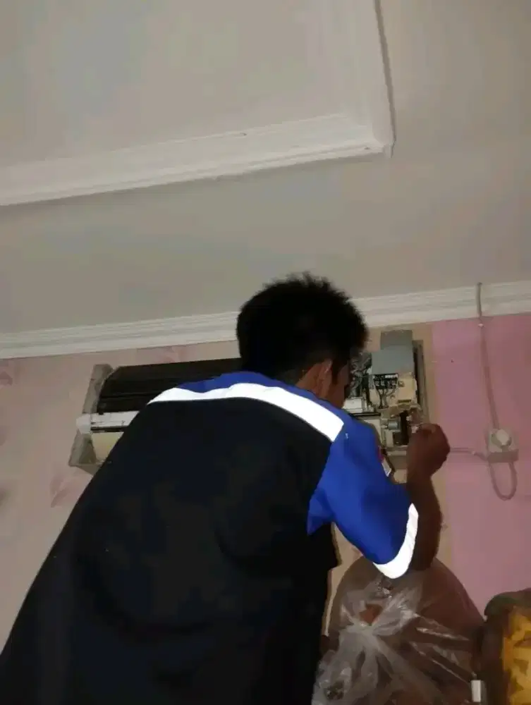 Service AC panggilan, pompa air, mesin cuci dan kulkas