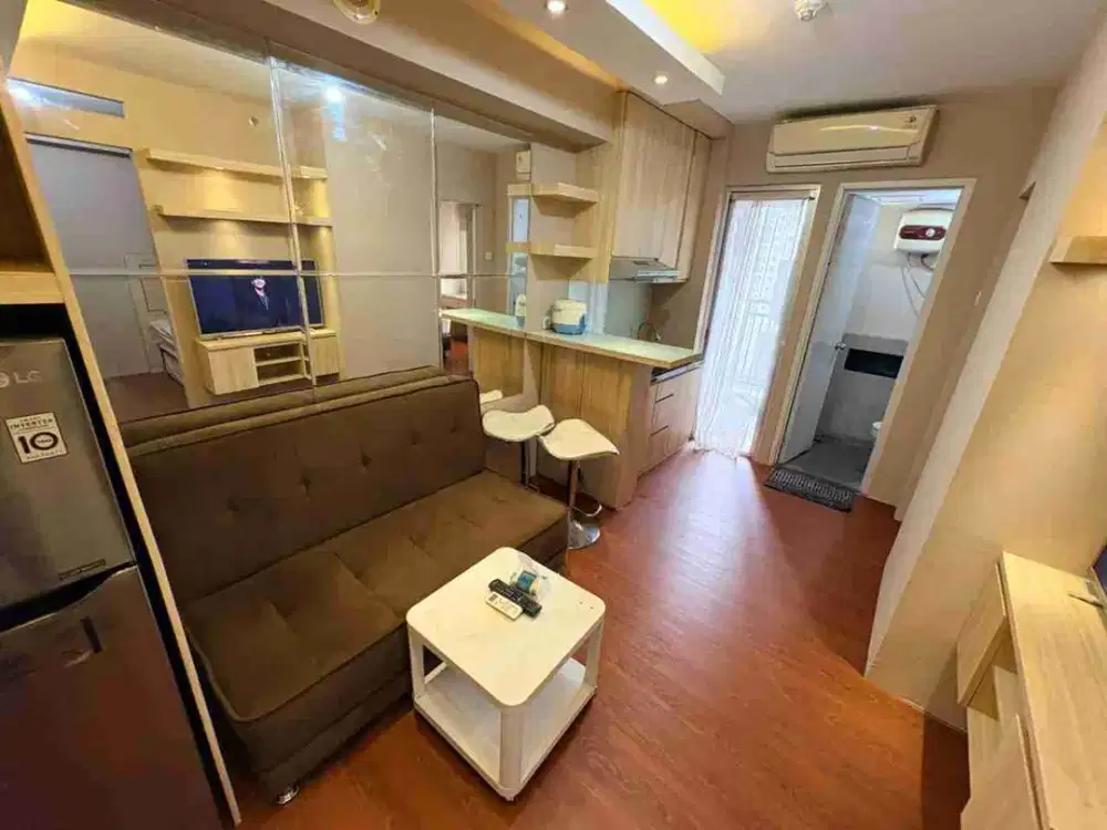 Sewa 2BR Furnished atas mall apartemen Bassura City ada Water heater