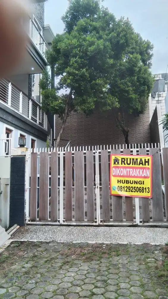 Disewakan rumah asri di samali pejaten pancoran