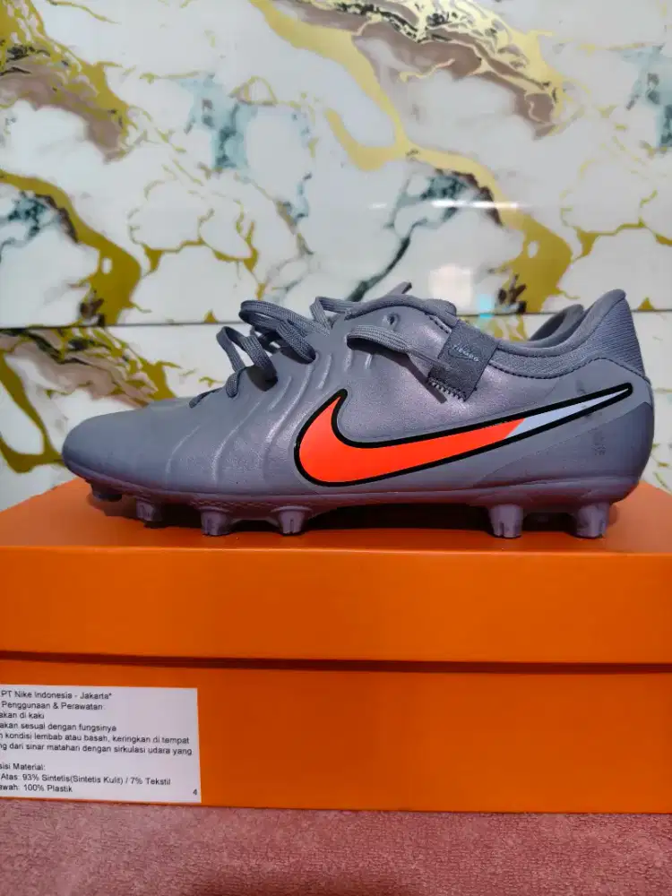 Sepatu Bola Nike Tempo ORI size 41
