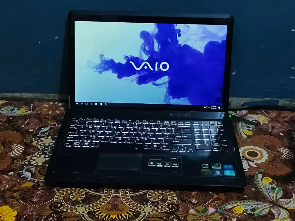 Jual cepat laptop sony vaio intel core i7 gen 2 nvidia geforce gt 540m