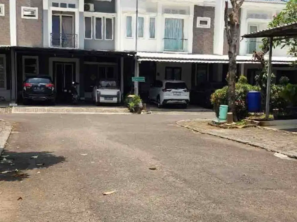 GADING SERPONG DiJual Rumah Posisi Depan Pool, Cuma 1,9M