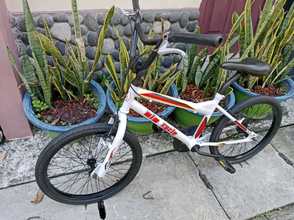 Sepeda bmx wimcycle