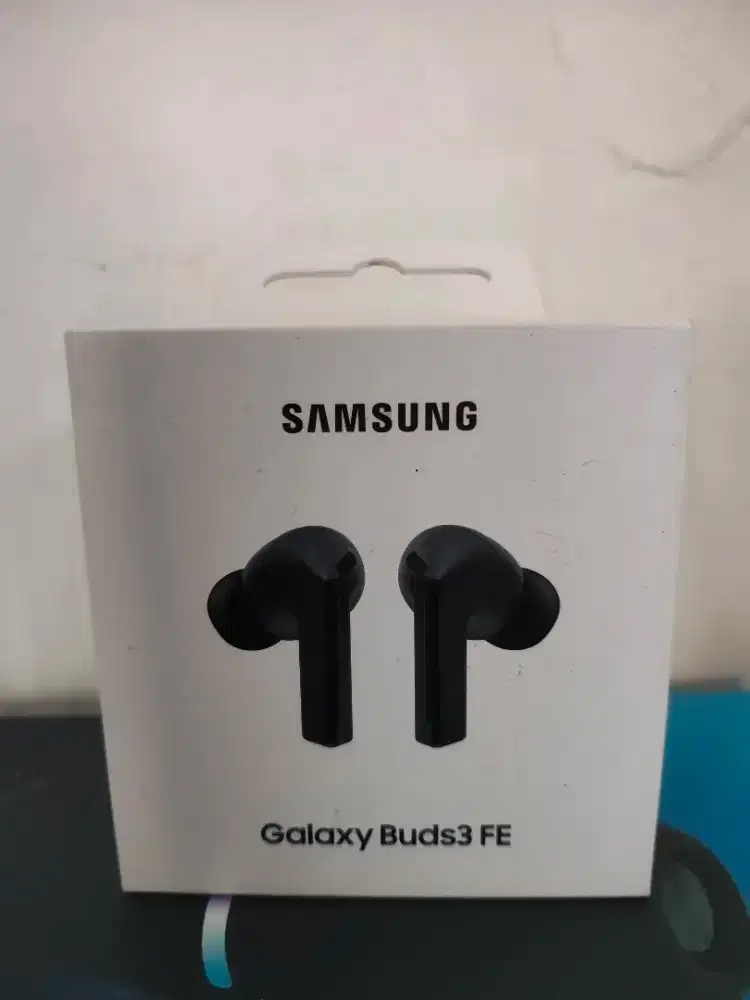 SAMSUNG BUDS 3 FE