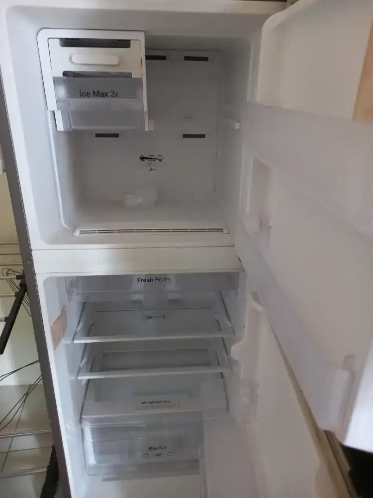 Kulkas Samsung Inverter