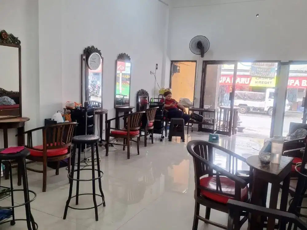 Disewakan Ruko 2 Unit. Lokasi Sanur Di  Kauh Jalan Tukad Bilok Denpasar Bali. Jalur bisnis. Dekat Ke Renon, sidakarya, Sanur