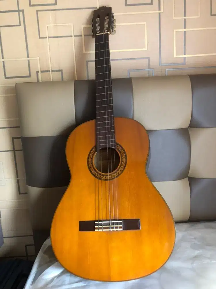 Gitar yamaha klasik made in Taiwan