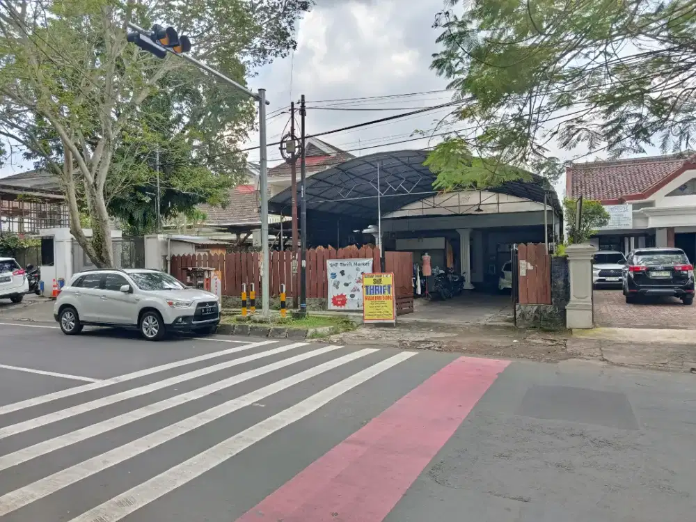Disewakan rumah strategis untuk usaha kayutangan heritage