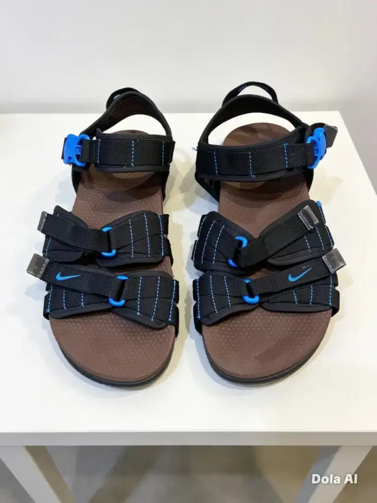 Sandal gunung nike