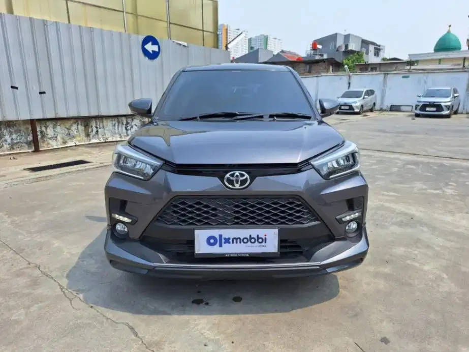 LOW DP Toyota Raize 1.0 GR Sport One Tone Bensin-AT 2022 DKC