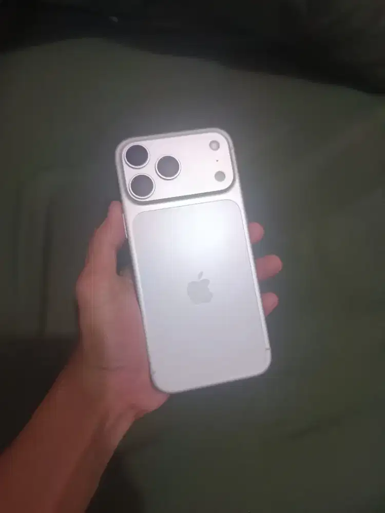 iPhone 17 promax 256 ibox