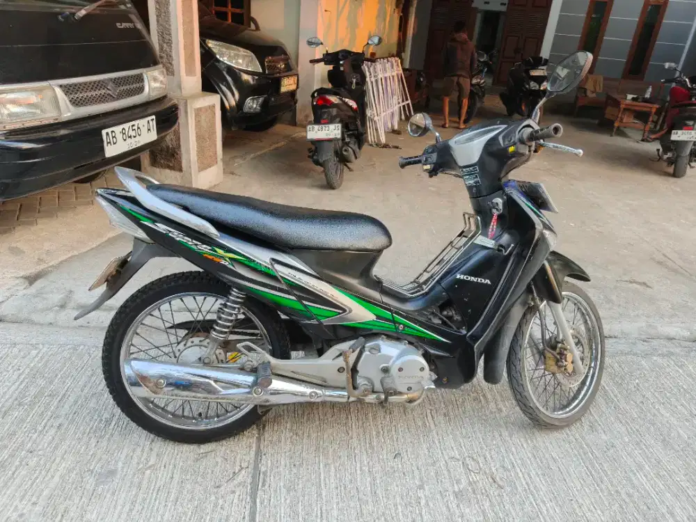 Honda Supra 125 THN 2007 plat R Cilacap