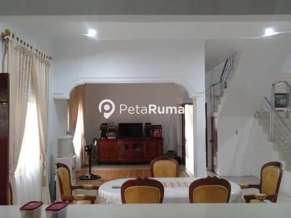 DIJUAL RUMAH JALAN EKA WARNI GANG EKA WARNI IV (HANNY)